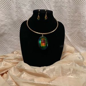 Oval Magic Glass Neck/Ear Ensemble